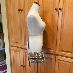 B. Makowsky Camouflage Pattern Crossbody Wristlet Combo Bag